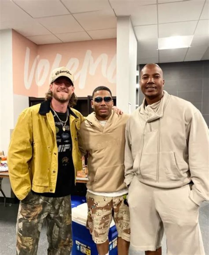 How Tall is Nelly? Height Revealed!