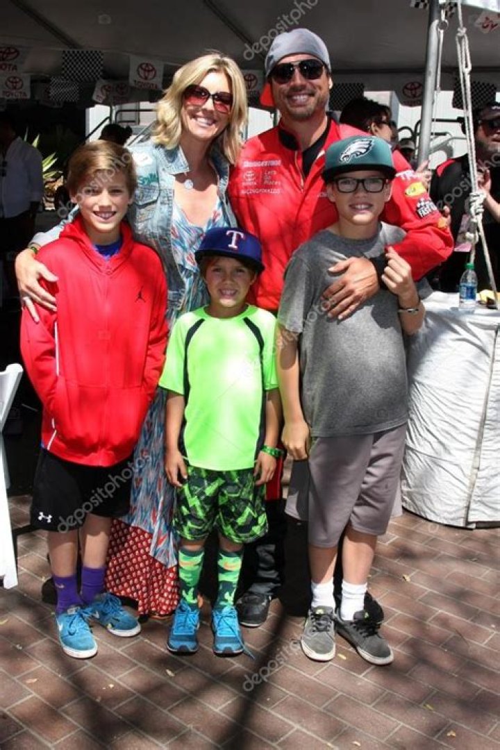 Meet Joshua Morrow & Family: Latest News & Updates